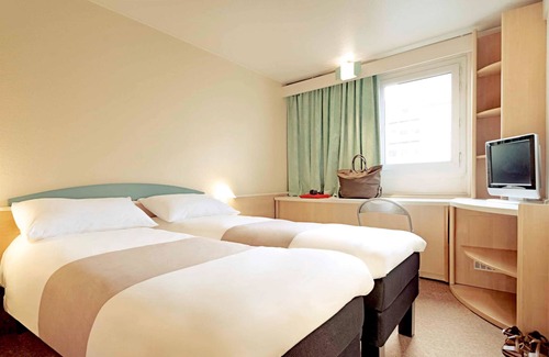 Perigueux Hotel | ibis Périgueux Centre