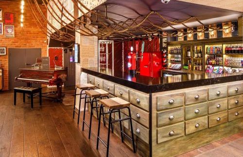 Cathedrals Hotel | ibis Styles London Southwark - near Borough Market