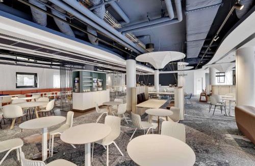 Paray-Vieille-Poste Hotel | ibis Styles Paris Orly Airport