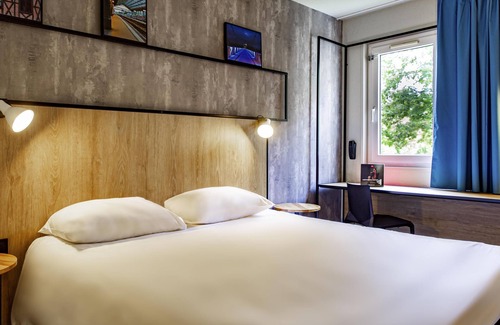 Chambray-les-Tours Hotel | ibis Tours Sud