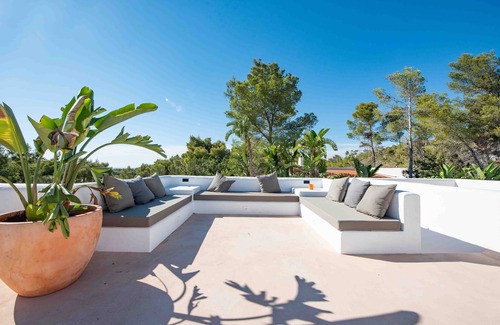 Sant Antoni de Portmany Villa | Ibiza villa with fantastic pool and stunning views.