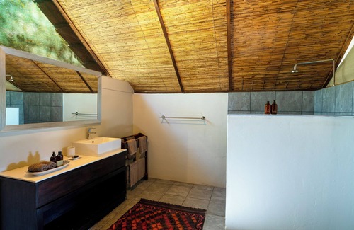 Chobe Cabin | Ichingo Chobe River Lodge