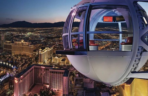 Gateway District House | Iconic of Las Vegas! 3 Great Units, On-site Casino and 2 Pools, Near Mob Museum