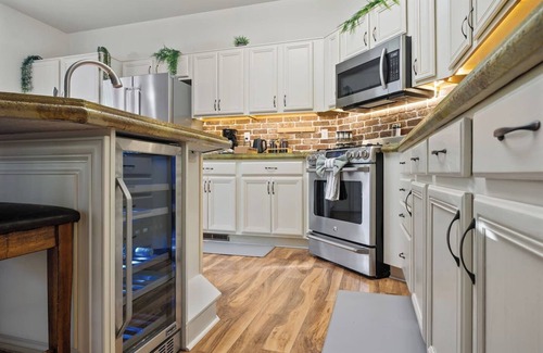 Northwest Reno House | Iconic Retreat Basketball Court Hot Tub Game Loft