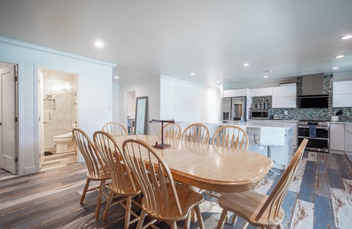 Las Vegas House | Iconic Vegas Estate - Mins to Strip /Airport /Events