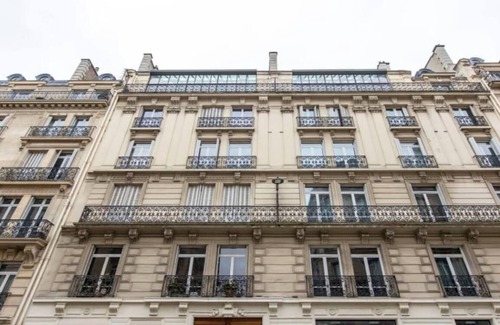 Champs-Elysees Apartment | ICONIC VIEWS AWAIT: LUXE 5-BEDROOM PENTHOUSE IN PRESTIGIOUS CHAMPS-ELYSÉES-350M2