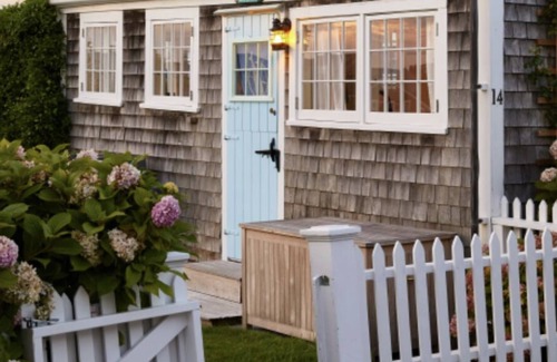 Nantucket Cottage | Iconic Waterfront Cottage in the Heart of Nantucket