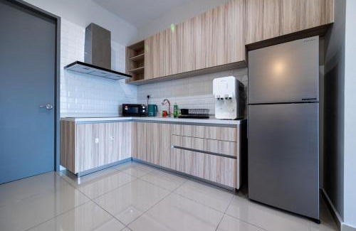 Kampung Sungai Nibong Apartment | IconicRegency #3BR #USM #Queensbay #Airport