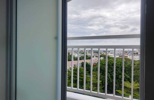 Jakarta Apartment | CGK airport transfer, 24H security-CCTV, early check-in* & late check-out*. T&C