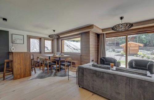 Le Planellet Apartment | Ideal 3 bedroom apartment with 200m2 garden