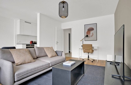 Basel Apartment | Ideal Am Ring 2.5 Room w/Storage, nr Basel Main Station, by Blueground