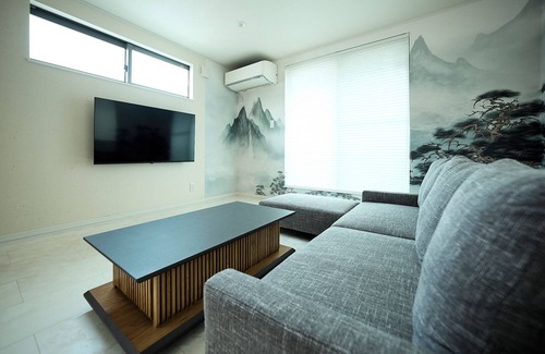 Matsubara Villa | Ideal as a base for sightseeing in Tokyo/Modern Japanese-style house for rent in Tokyo surrounded by cherry blossoms and Fuji/Max. 10 people, babies and children welcome/Direct connection from Shinjuku and Shibuya: 8 min.