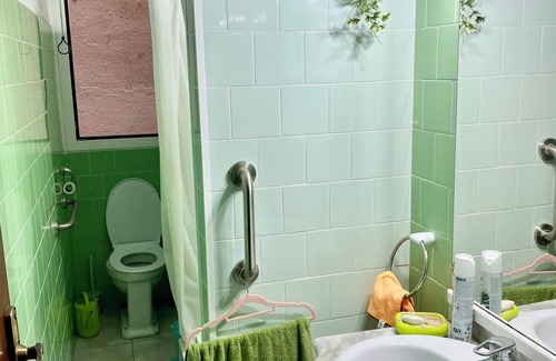 Tarragona House | Ideal Bedroom for 1 Person - Shared with a Family in City Centre Tarragona !