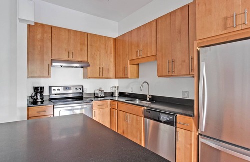 Cambridge Apartment | Ideal Cambridge Alewife 1BR w/W/D, Gym & Roof, nr T, by Blueground