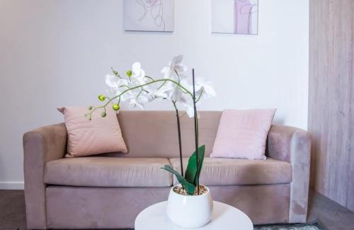 Woolloongabba Apartment | Ideal Cozy 1BR for your Urban Escape in Gabba