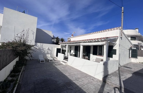 Punta Prima House | Ideal family home, 100 m walk from the beach, all shops and activities.