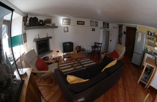 Villair Apartment | Ideal flat for a multi centre ski or walking holiday looking around Mont Blanc