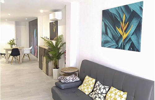 Andujar Apartment | Ideal for families and groups, modern VFT, up to 5 guests and 5 minutes from downtown.