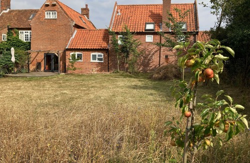 Butley Cottage | Ideal for family’s, friends or couples. Well equipped, spacious and comfortable.
