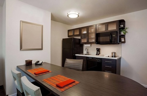 Fossil Creek House | Ideal for Nature Lovers! 2 Pet-friendly Units, Near Fort Worth Botanic Garden!