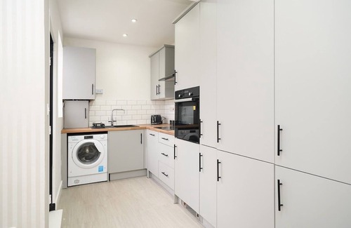 Sheffield City Centre House | IDEAL FOR TEMPORARY LONG STAYS: contractors, insurance claims, relocation.