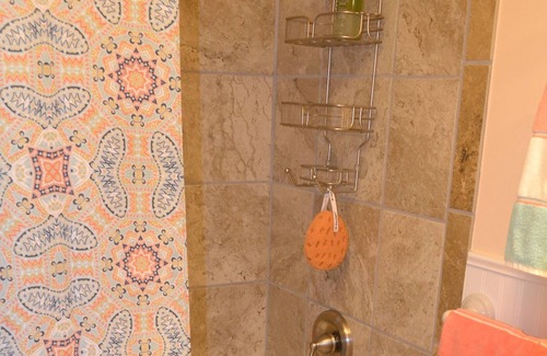 Colorado Springs House | Ideal for Traveling Medical and Military personnel - small, private home
