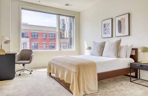 The Heights Apartment | Ideal Hoboken 2BR w/ Gym, W/D & Elevator, near Waterfront, by Blueground