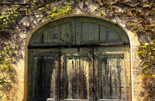 Florimont-Gaumier House | Ideal holiday cottage in The Dordogne on edge of pretty hamlet. Private pool.