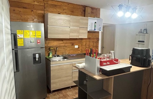 Sabanilla House | IDEAL HOUSE TO REST, SWIMMING POOL, BBQ, WIFI, FULL AIRE