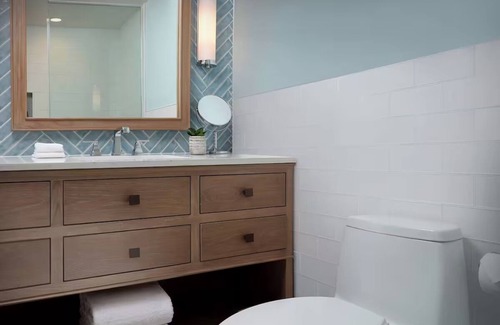 Uptown - Upper Duval Hotel | Ideal Key West Retreat w/Pool and Convenient Beach Access for Relaxing Stays