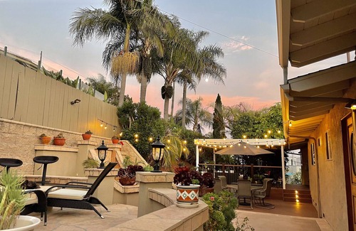 Del Mar Heights House | Ideal Location~Amazing Ocean & Sunset Views~Outdoor Living Spaces~Chef’s Kitchen