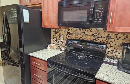 Coquina Key Condo | IDEAL LOCATION FOR BAYFRONT HEALTH & JOHNS HOPKINS ALL CHILDREN'S STAFF!