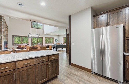 Crosslake Condo | Ideal Location on WFC |Pool Table| Pool & Hot Tub
