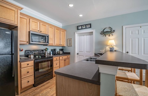 Port Royal House | Ideal Location! Perfect for Graduations and Lowcountry Getaways!