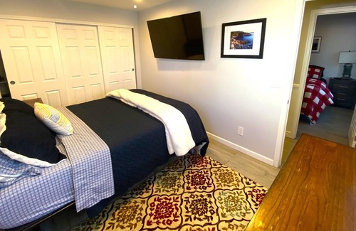 Southside House | Ideal Location to Downtown and NAU!