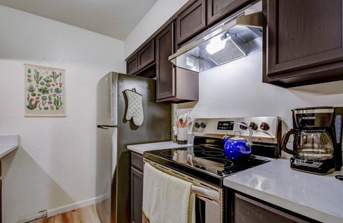 Medical Center District House | Ideal Midterm Escape with Cozy Comforts