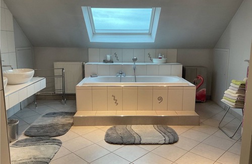 Guemar Bed & Breakfast | Ideal on the Alsace Wine Route 1 room 2/3 pers in a villa + pool