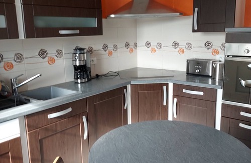 Guisseny Cottage | Ideal Pour les Familles, la Longère de Keranne Entre Terre et mer