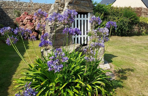Guisseny Cottage | Ideal Pour les Familles, la Longère de Keranne Entre Terre et mer