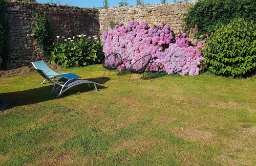 Guisseny Cottage | Ideal Pour les Familles, la Longère de Keranne Entre Terre et mer