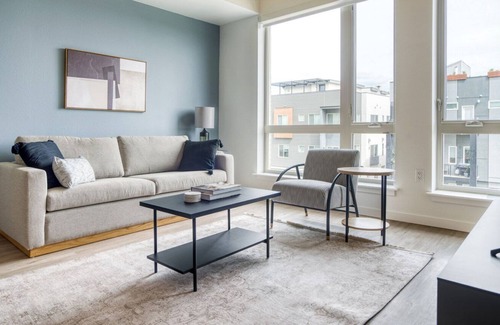 West Colfax Apartment | Ideal Sloan's Lake 1BR w/ Roof Deck, Gym & W/D, near Park, by Blueground
