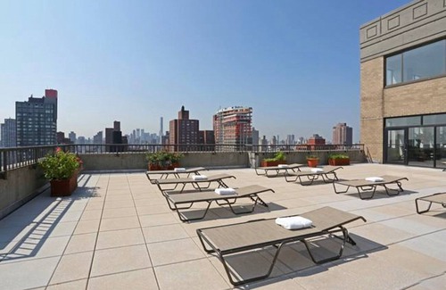 Upper East Side Apartment | Ideal Ues 1BR w/Gym, Doorman & Pool, nr Central Park, by Blueground