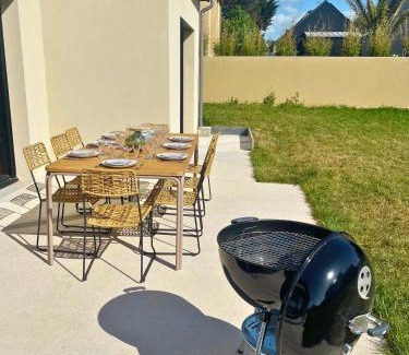 Saint-Lunaire Villa | IDEAL - Villa, jaccuzi & jardin privé - 1 à 11 personnes - proche plage & bourg