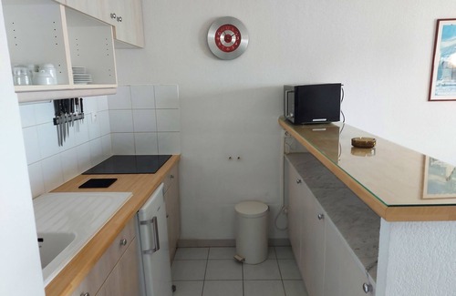 Le Grau-dʼAgde Apartment | Ideally located Beach apartment with all amenities within walking distance