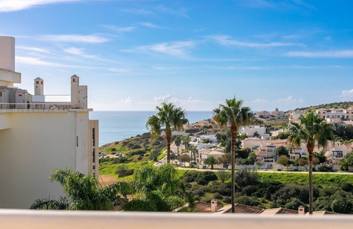 Porto de Mos Apartment | Ideally located for a perfect beach holiday
