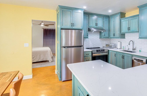 Sam Hughes House | Ideally Located Tucson Townhome: 2 Mi to Downtown!