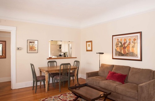 Lower State House | Ideally Located! West Beach Spacious 1-Br/1-Ba With Amazing Rooftop Garden!
