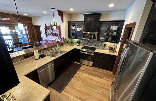 Boyne City House | Idlewood Cabin: True Ski-in/out house w/hot tub, Pet Friendly!