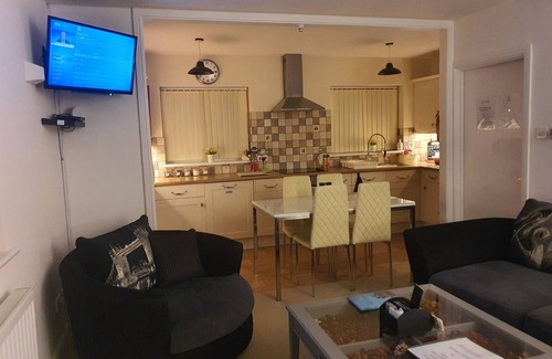 Tirabad Apartment | Idyllic 2 Bedroom Self-Contained Upside Down Annexe in Mid Wales UK