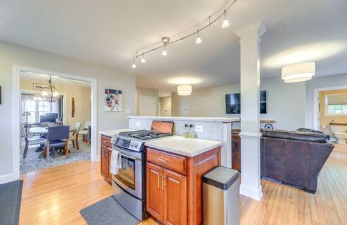 New Bern House | Idyllic + Central New Bern Home w/Screened Porch!